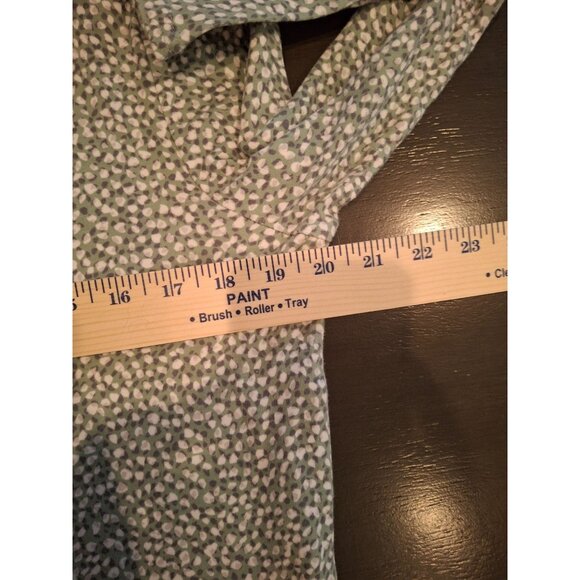 Croft and Barrow Long Sleeve Classic Tee Womens Medium Green White Pattern - Picture 8 of 9